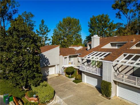 1 Falling Leaf , Irvine, CA