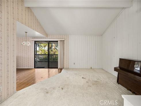 1 Falling Leaf , Irvine, CA