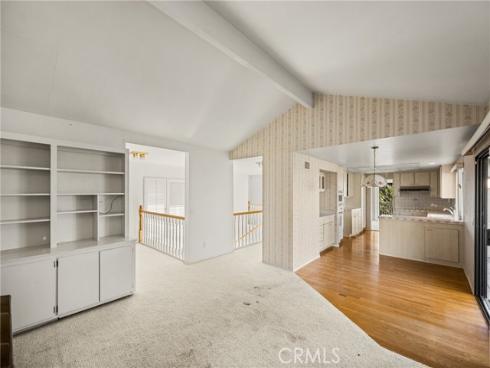 1 Falling Leaf , Irvine, CA