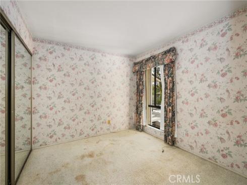 1 Falling Leaf , Irvine, CA