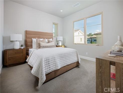 54 Granite Knoll , Irvine, CA