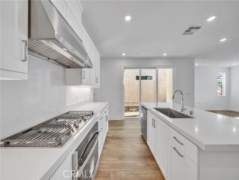 221 Longspur , Irvine, CA