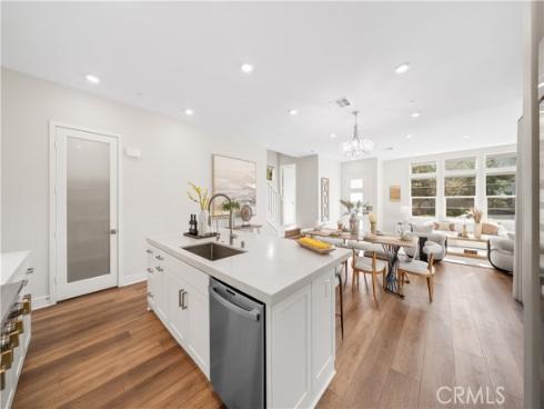 105 Chorus , Irvine, CA