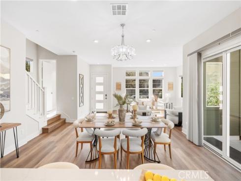 105 Chorus , Irvine, CA