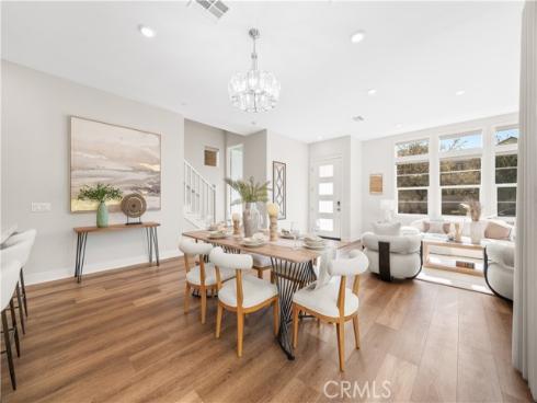 105 Chorus , Irvine, CA