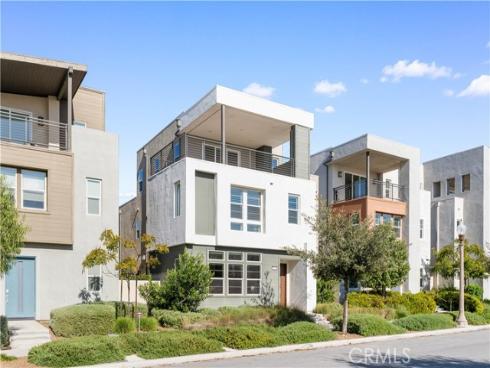 105 Chorus , Irvine, CA