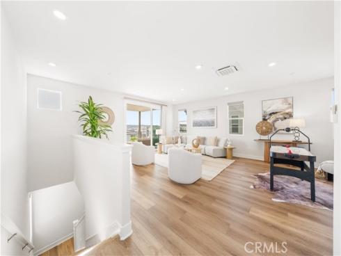 105 Chorus , Irvine, CA