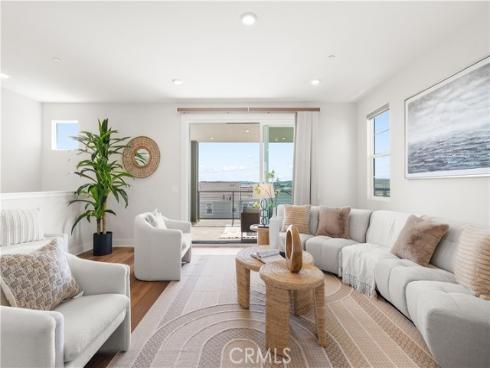 105 Chorus , Irvine, CA