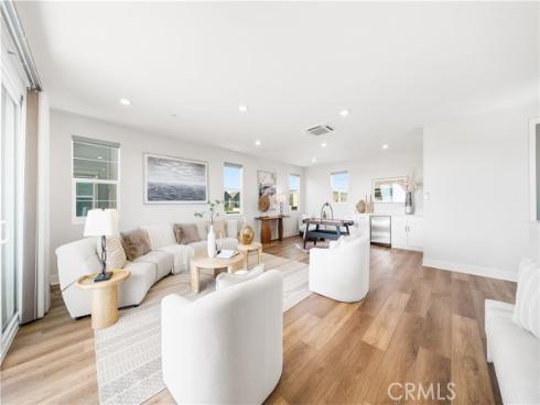 105 Chorus , Irvine, CA