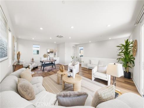 105 Chorus , Irvine, CA