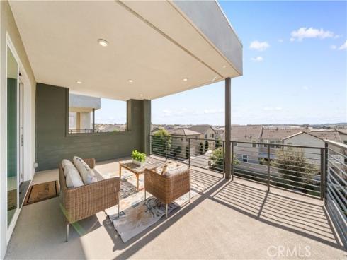 105 Chorus , Irvine, CA