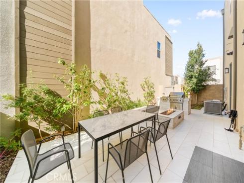 105 Chorus , Irvine, CA