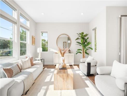 105 Chorus , Irvine, CA