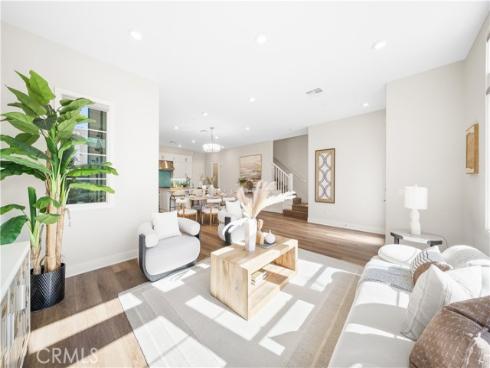 105 Chorus , Irvine, CA