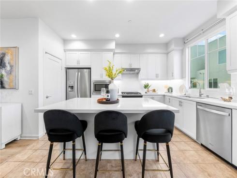 284 Novel , Irvine, CA