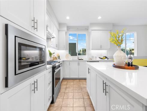 284 Novel , Irvine, CA