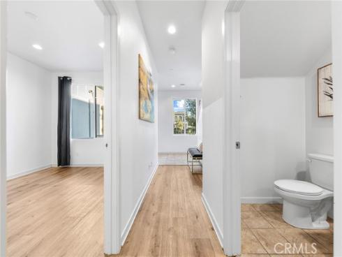 284 Novel , Irvine, CA