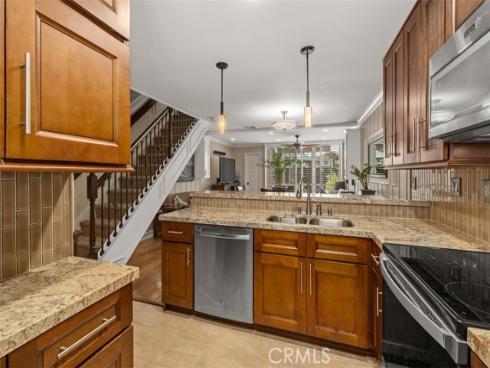 26 Lakepines , Irvine, CA