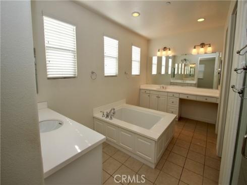 52  Shadowbrook  , Irvine, CA