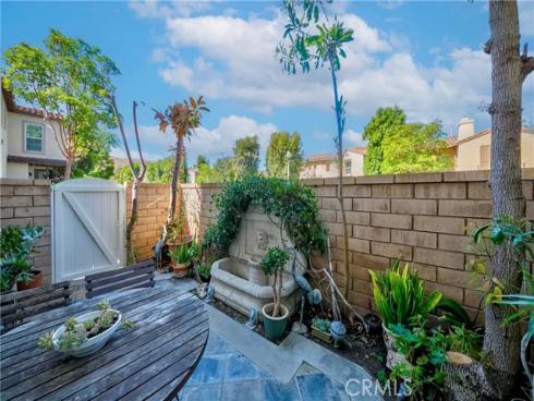 67 Canopy , Irvine, CA