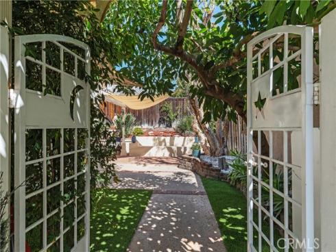 8 Monticello , Irvine, CA