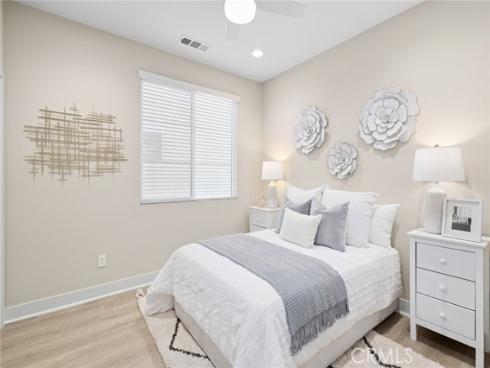 163 Tenor , Irvine, CA