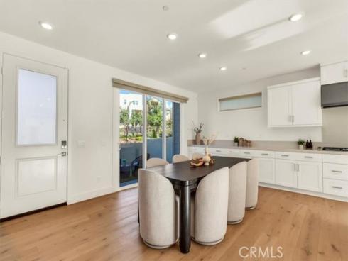 214 Tank , Irvine, CA