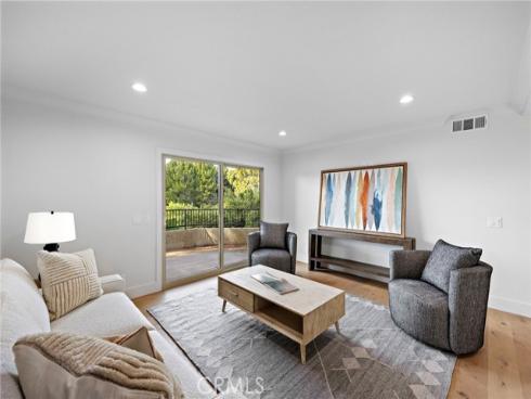 16 Morning Glory , Irvine, CA