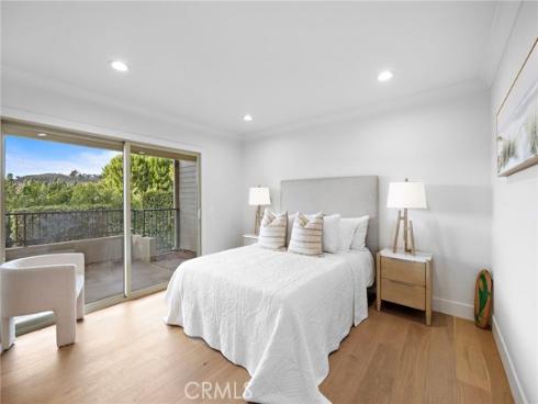 16 Morning Glory , Irvine, CA