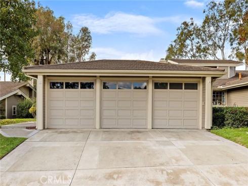 16 Morning Glory , Irvine, CA