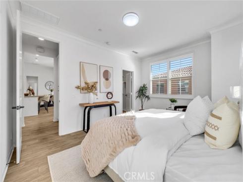 160 Parkwood , Irvine, CA