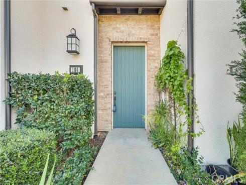 160 Parkwood , Irvine, CA
