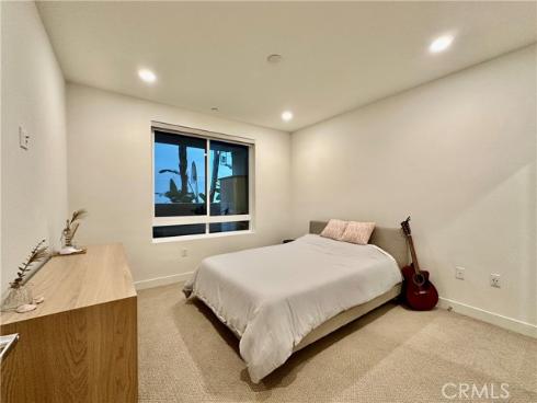 2240 Nolita , Irvine, CA