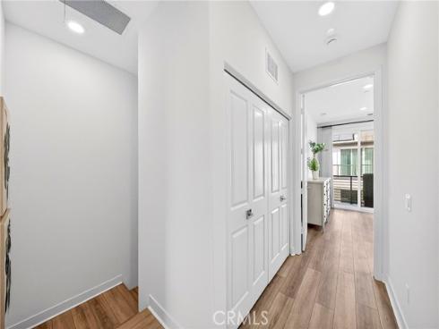 132 Abacus , Irvine, CA