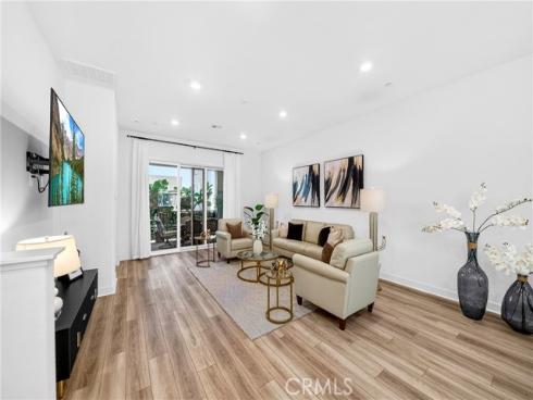 132 Abacus , Irvine, CA