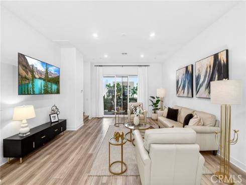 132 Abacus , Irvine, CA