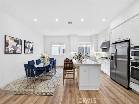 132 Abacus , Irvine, CA