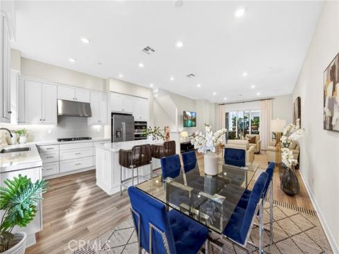 132 Abacus , Irvine, CA