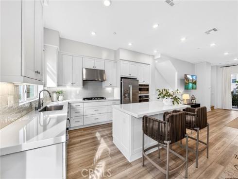 132 Abacus , Irvine, CA