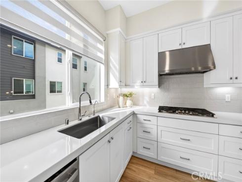 132 Abacus , Irvine, CA