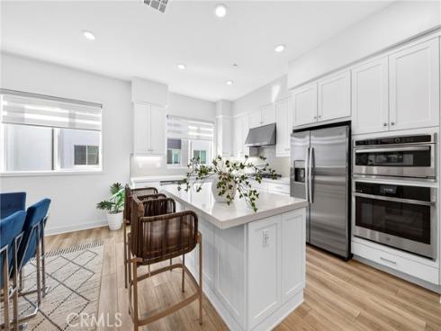 132 Abacus , Irvine, CA