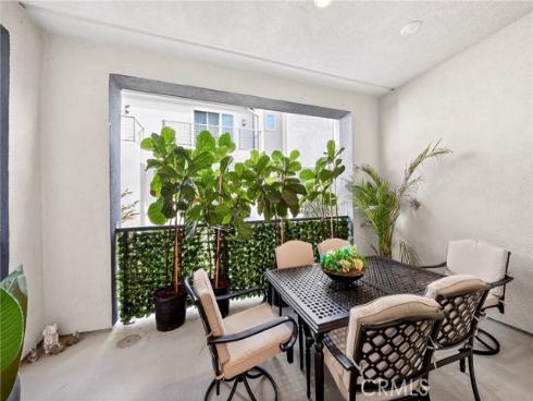 132 Abacus , Irvine, CA