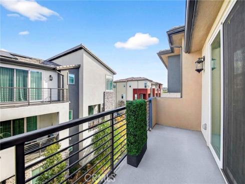 132 Abacus , Irvine, CA