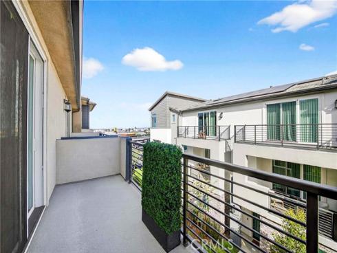 132 Abacus , Irvine, CA