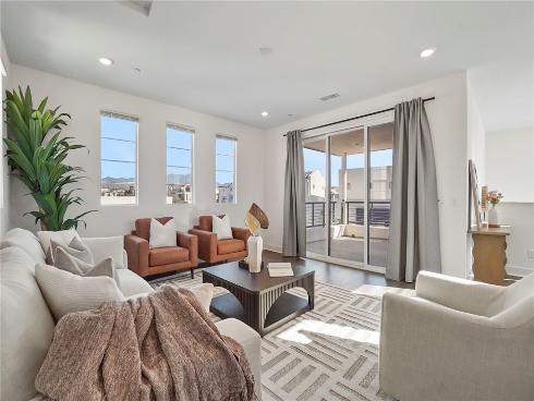 140 Yugen , Irvine, CA