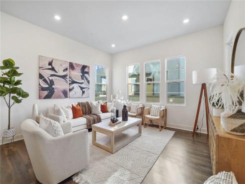 140 Yugen , Irvine, CA