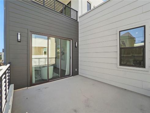 140 Yugen , Irvine, CA