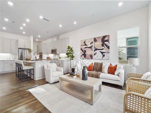 140 Yugen , Irvine, CA