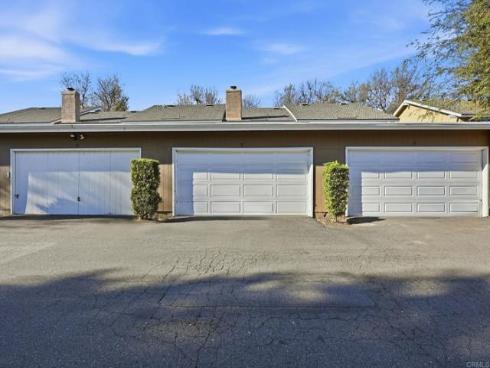 17 Cheyenne 64 , Irvine, CA