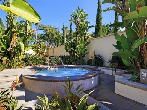 97 Twin Gables , Irvine, CA